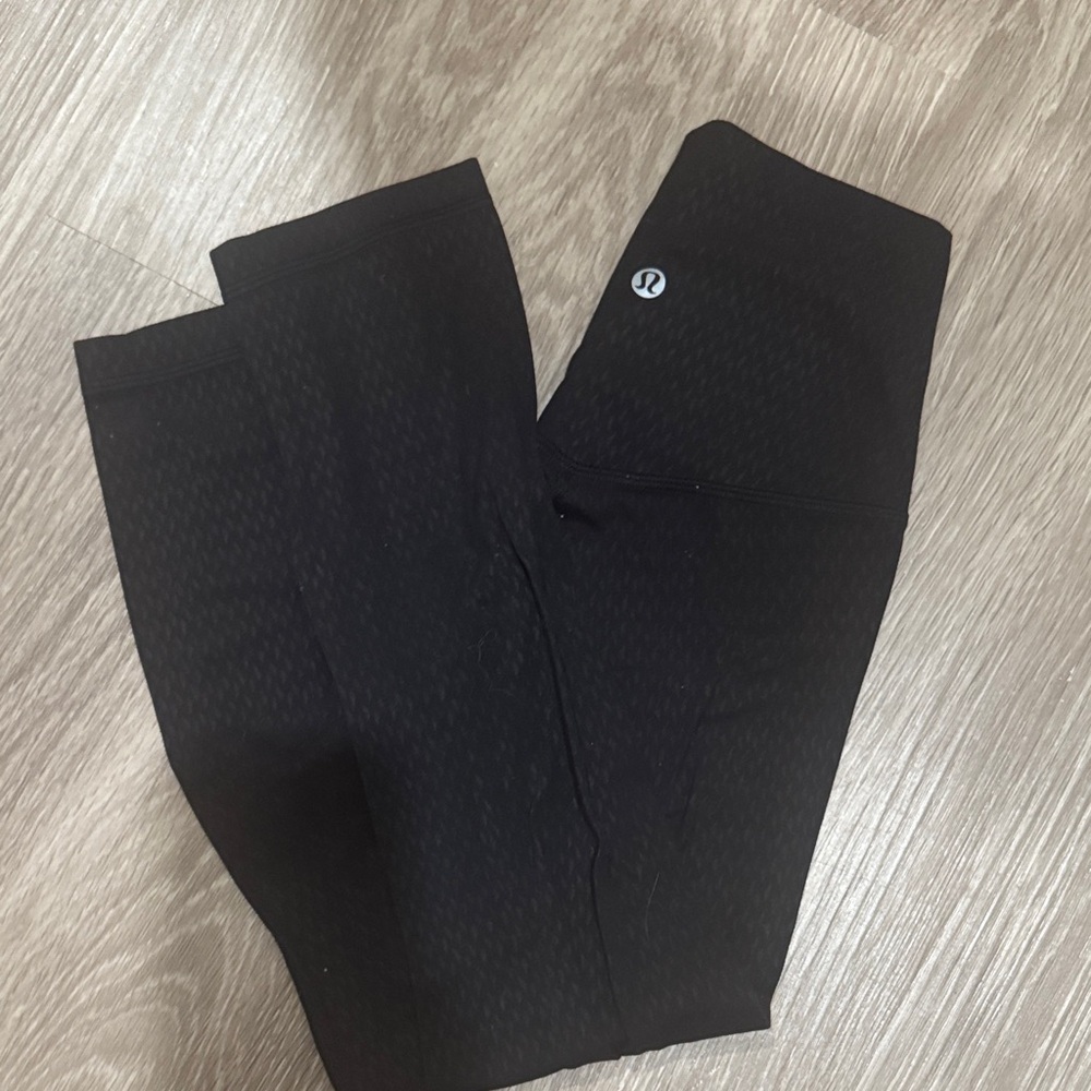 lululemon athletica cropped align leggings size 2